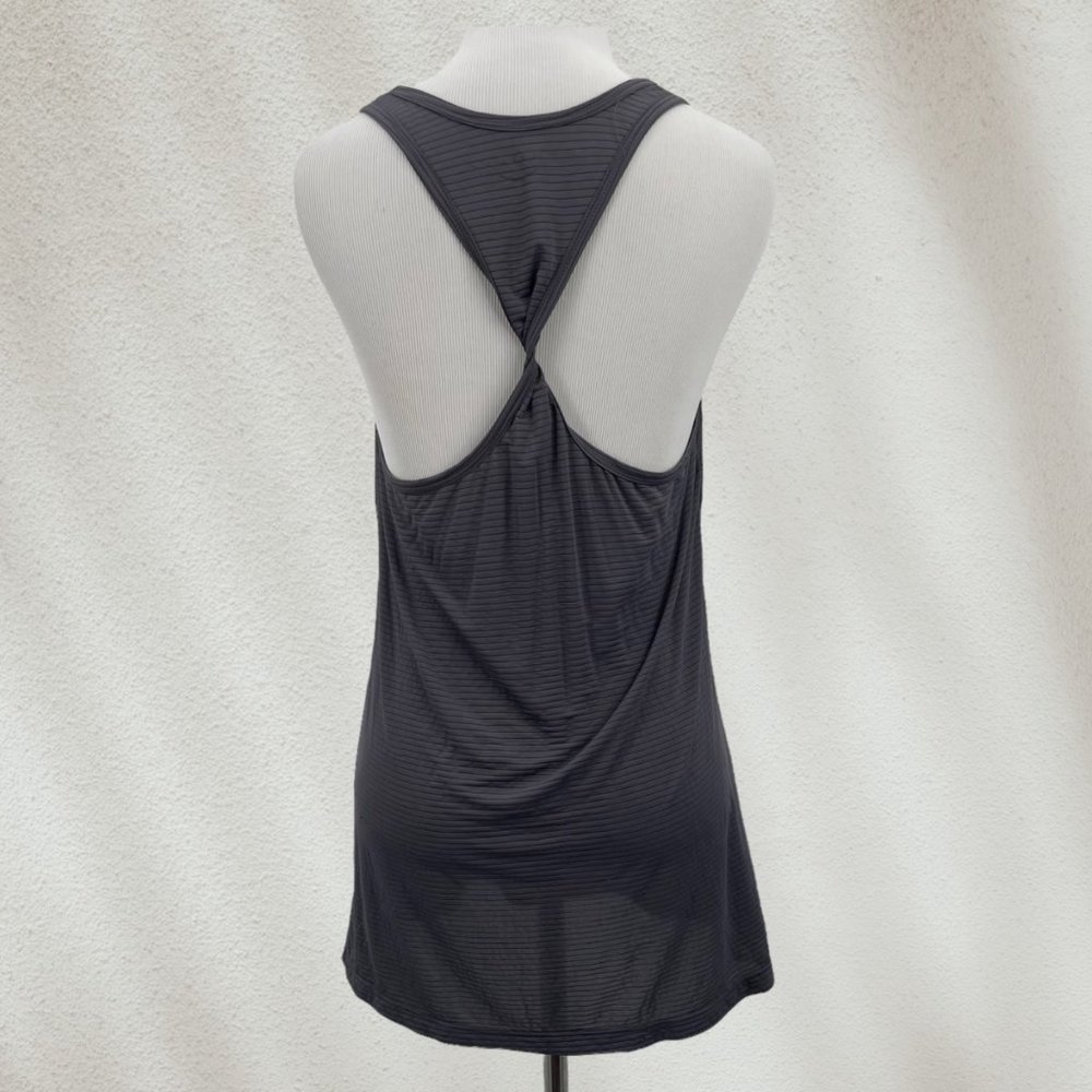 Beyond Yoga Size Medium Gray Racerback Twisted Tank Top Womens Athletic Workout - Picture 4 of 7